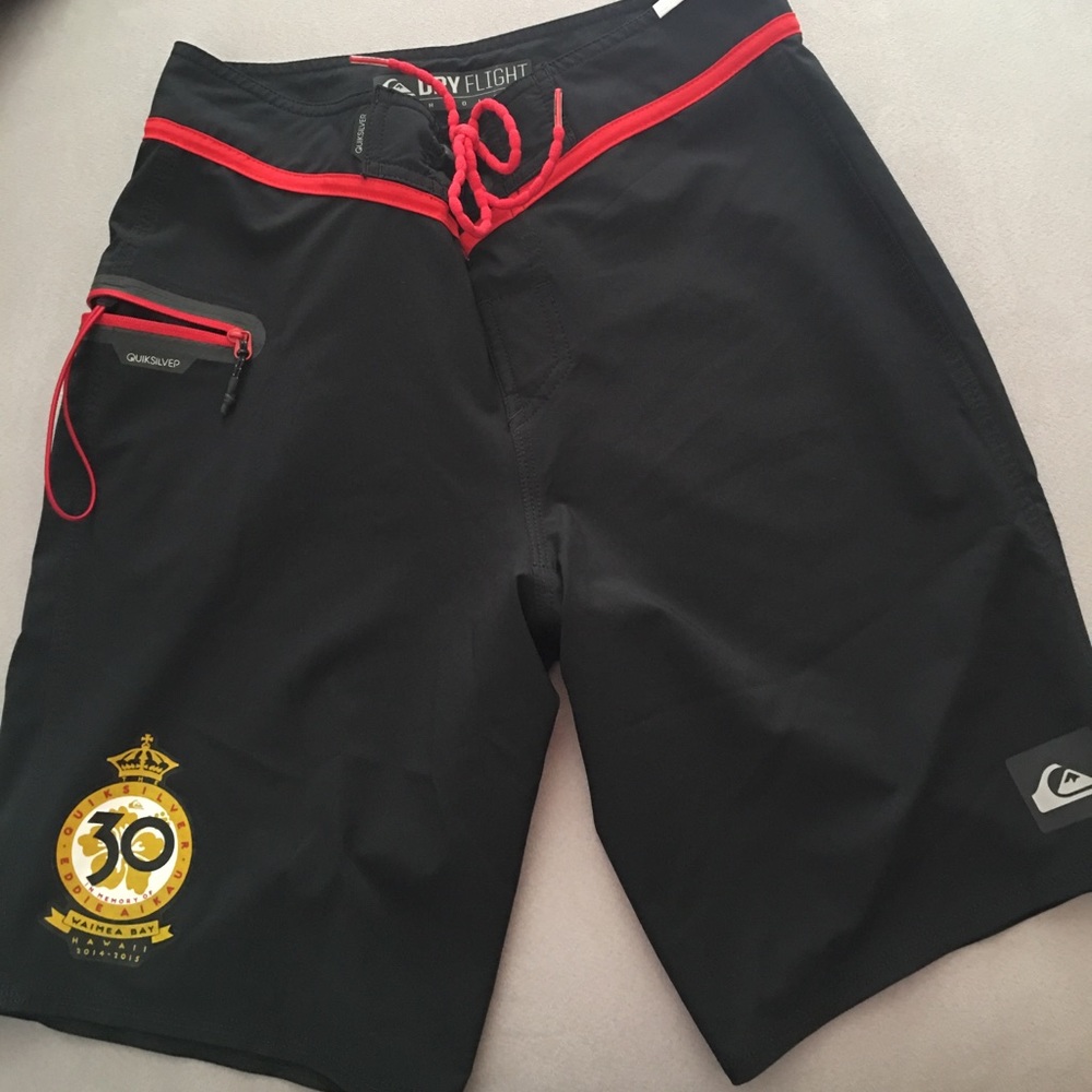 Quiksilver surf shorts